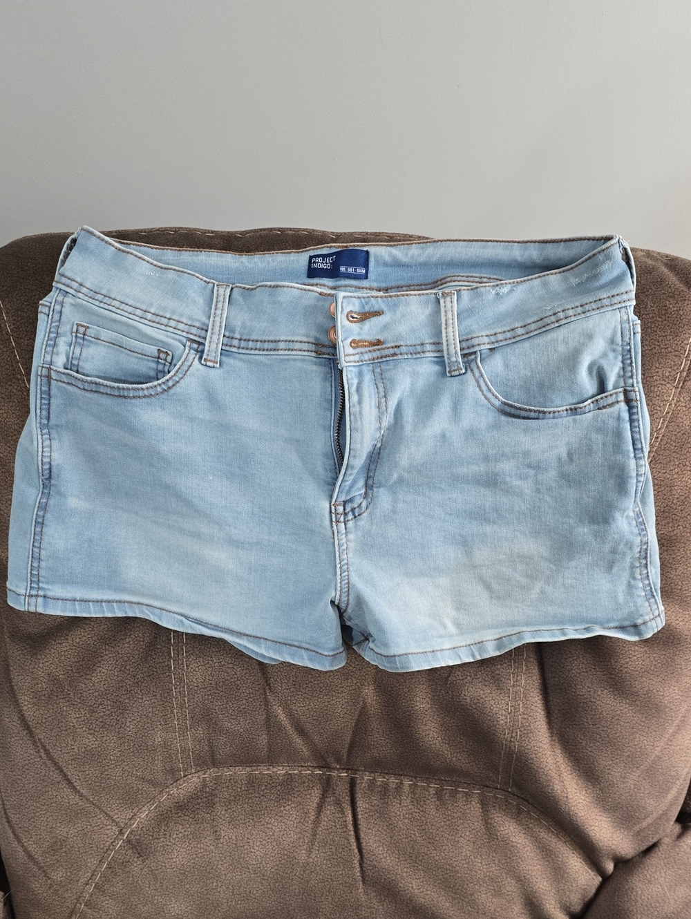 Kohl's Light Wash Denim Jean Shorts